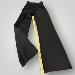 LUCA LUCA 100% Silk Wide Leg Pants Lined Sz 40 US Small